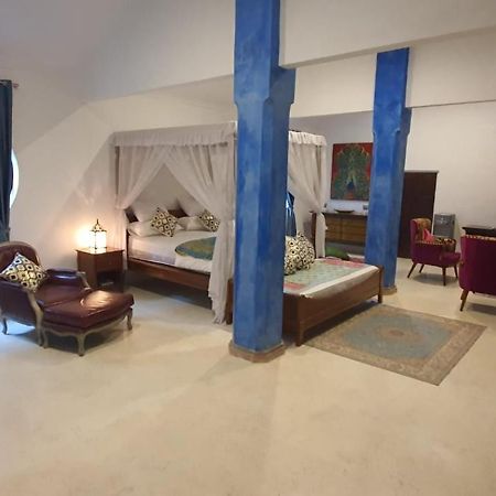 Blue Garden Boutique Hotel Jepara Exterior foto